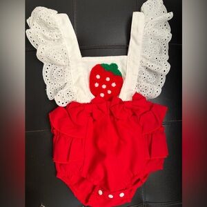 🍓Strawberry Baby Romper